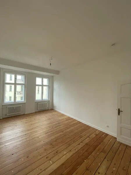 Sanierte 2-Zimmer-Altbauwohnung in den Hackeschen Höfen — photo 1